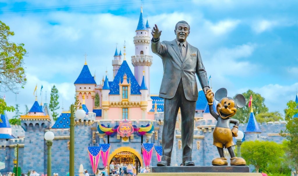 Castle with Partners Statue